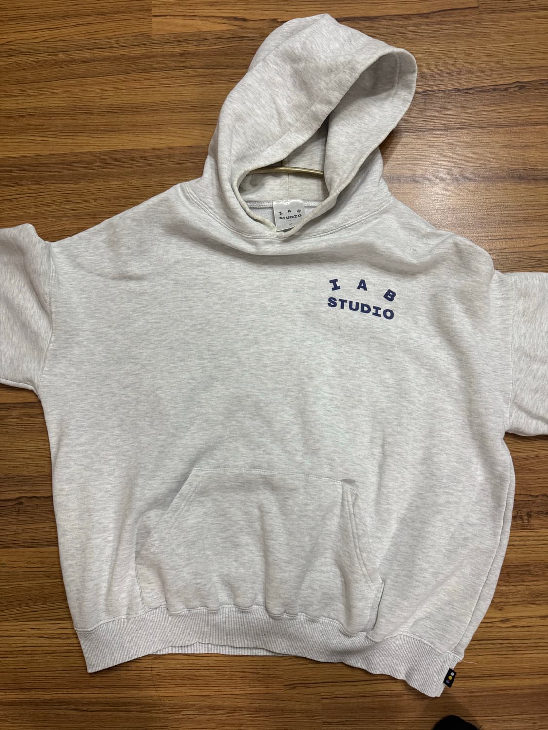 아이앱 스투디오 라이트 그레이 XL 상품이미지5