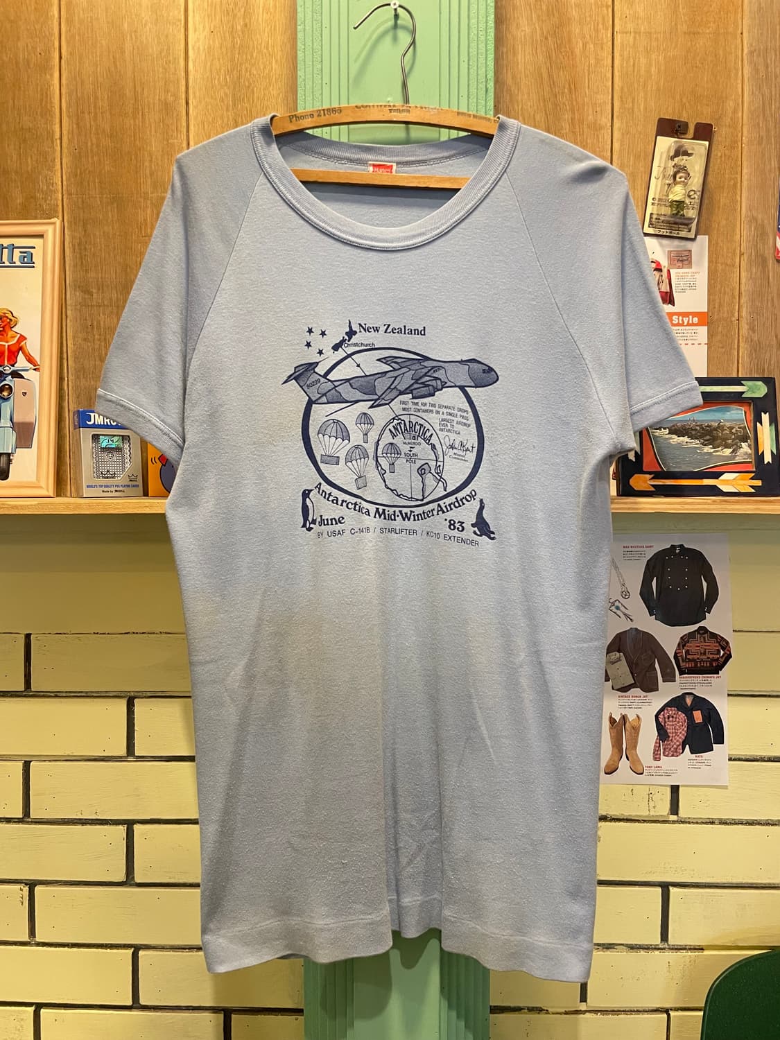 1983 Vintage Hanes Antarctica Tee 상품이미지1