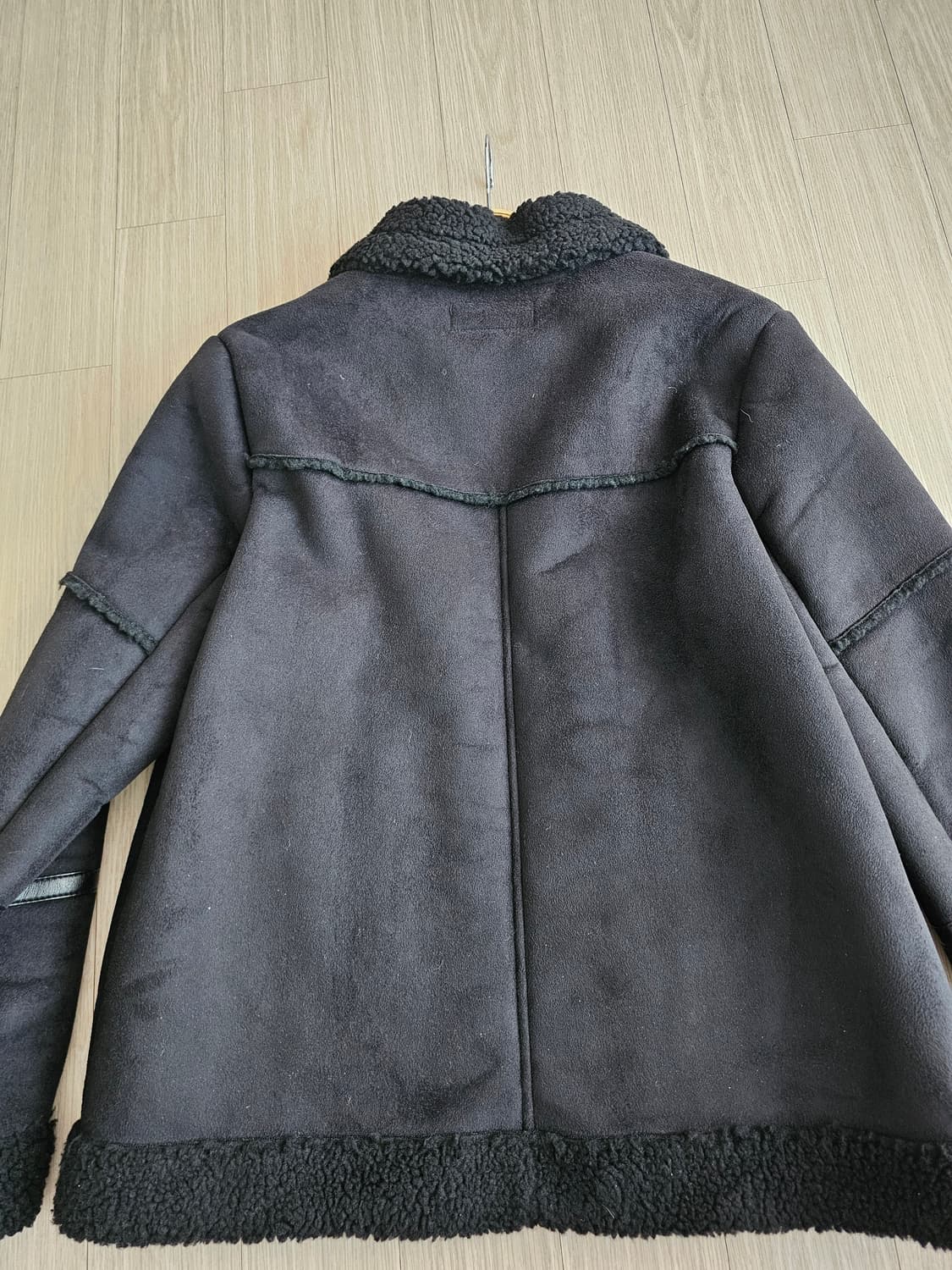 블랙 스웨이드 무스탕 자켓 상품이미지4