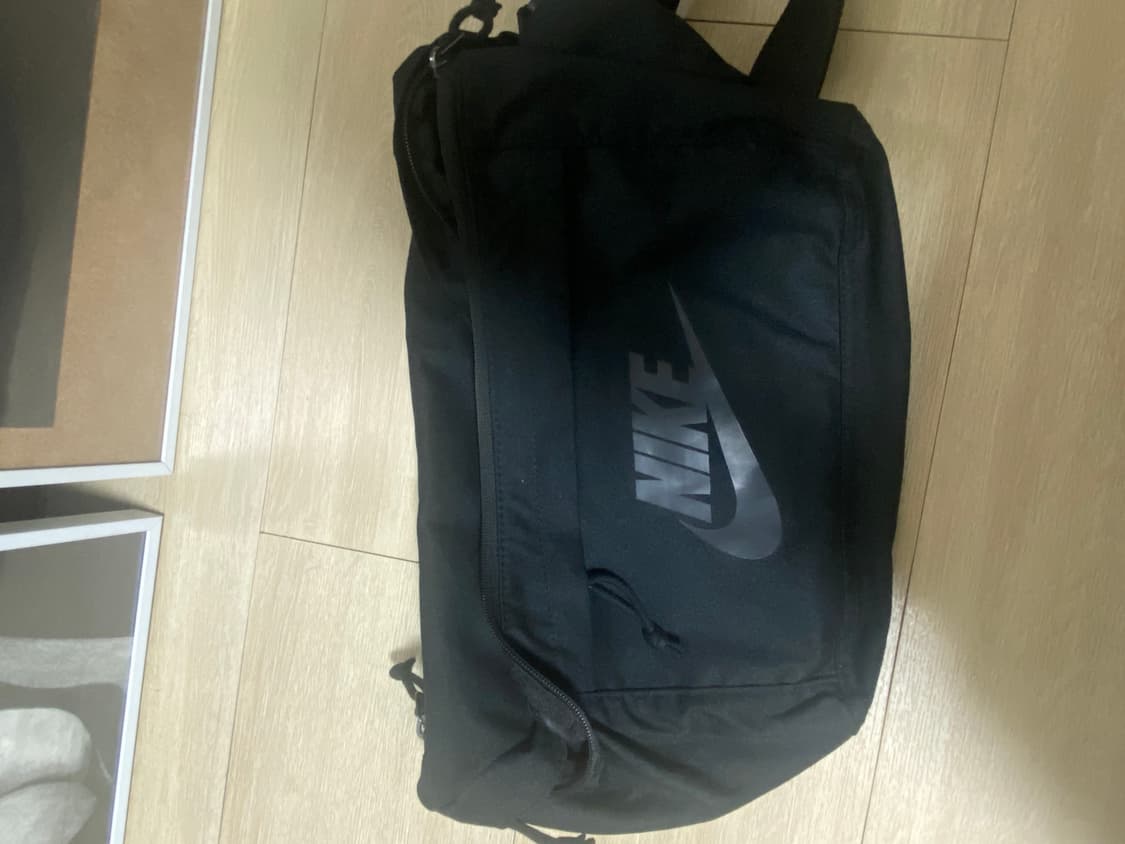 나이키 테크 힙 팩 상품이미지1