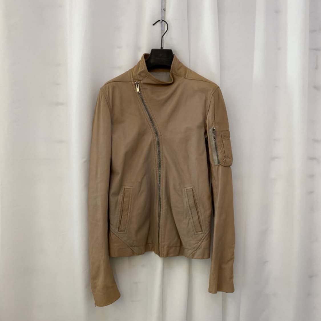 [85] 릭오웬스 베이지 램스킨 레더 자켓 XS 상품이미지1
