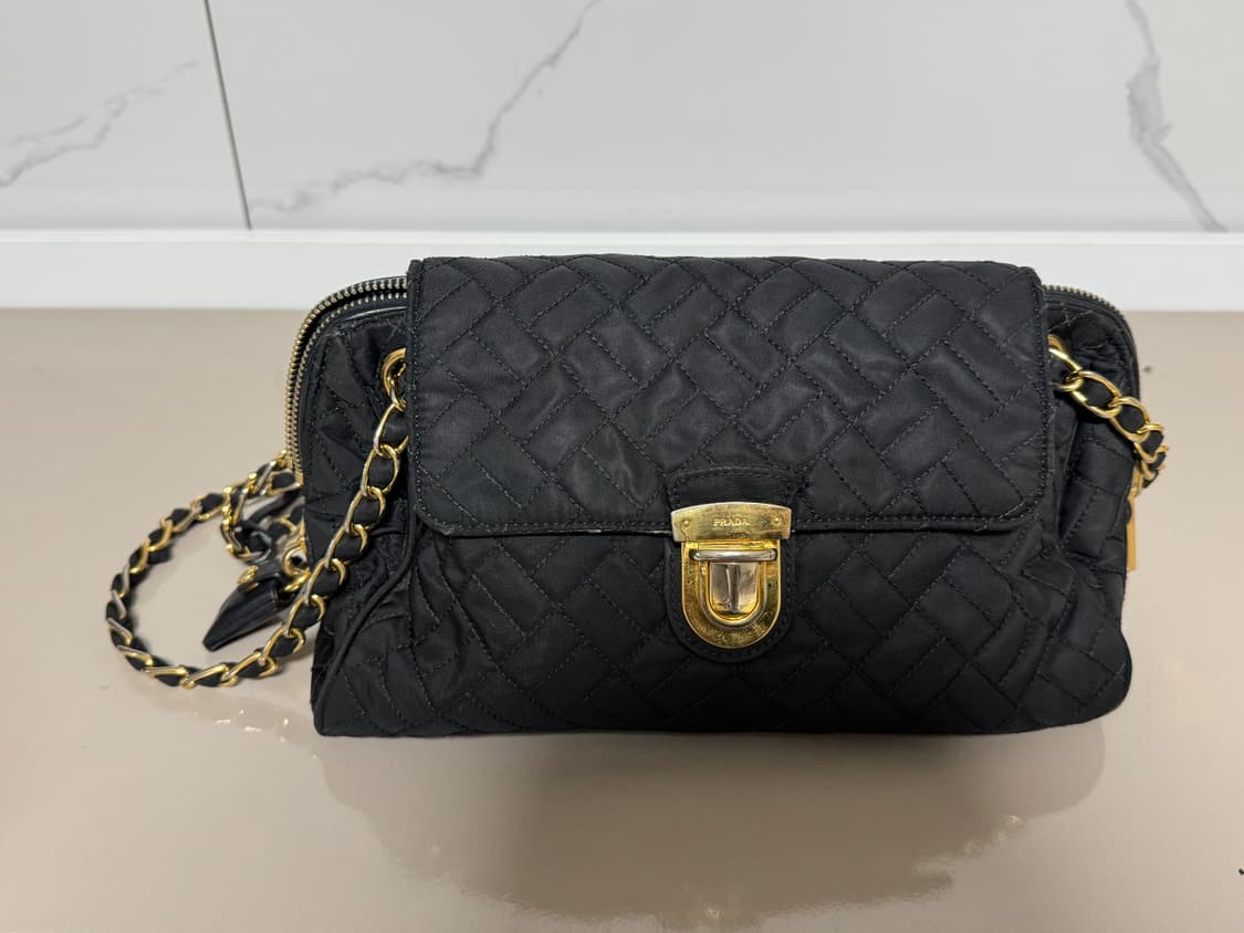 프라다 퀄팅 블랙 체인백  상품이미지1