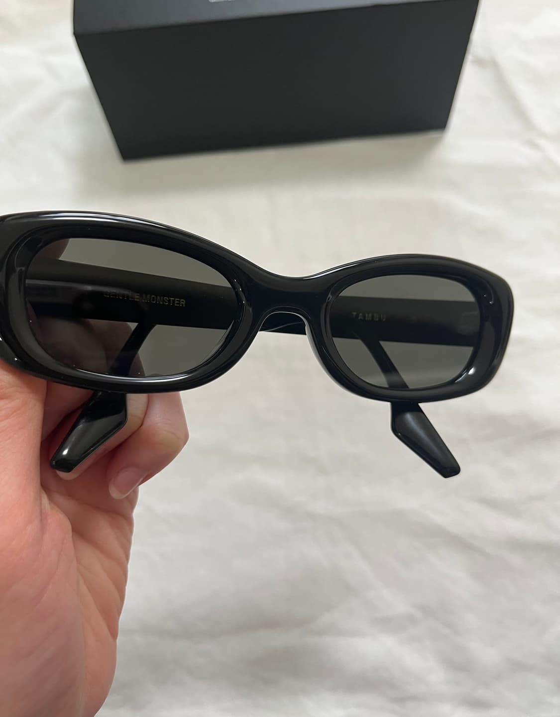 젠틀몬스터 탐부 01 블랙 상품이미지8