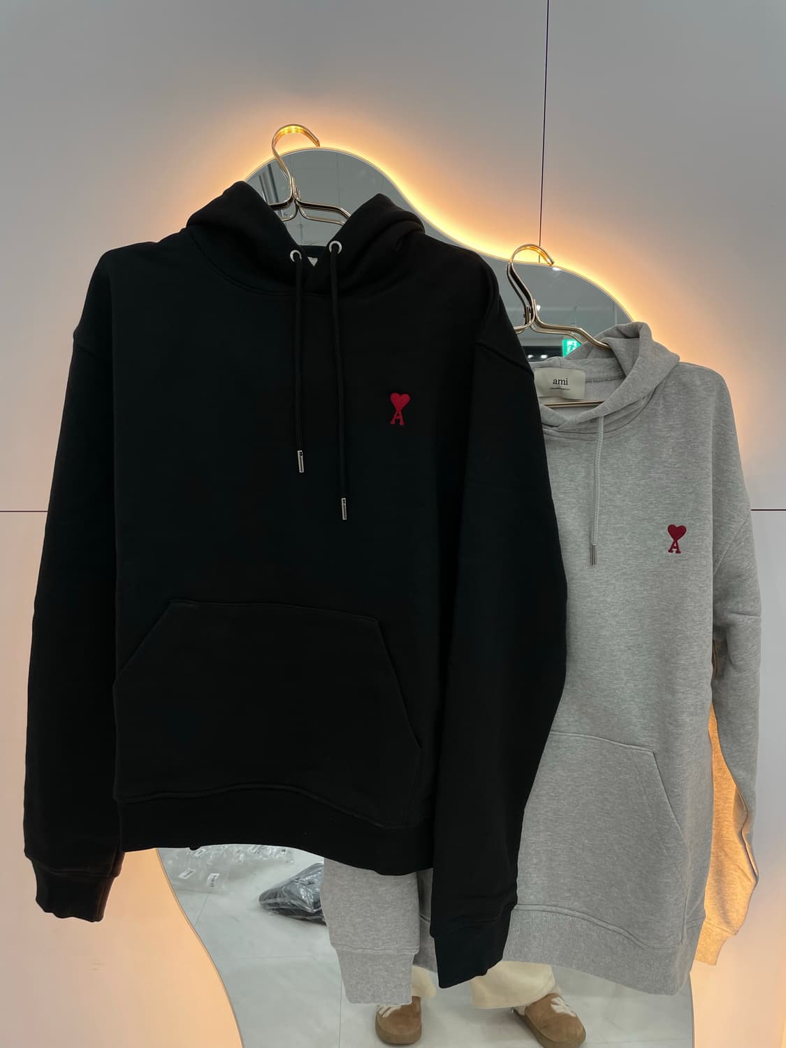 [QR인증 가능] [새상품] 아미 스몰하트 후드티 남여공용 상품이미지1