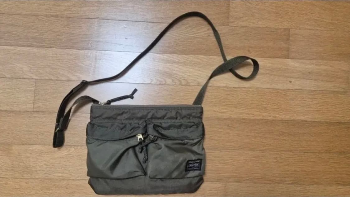 요시다 포터 포스 숄더백 세이지 그린(주우재) 상품이미지1