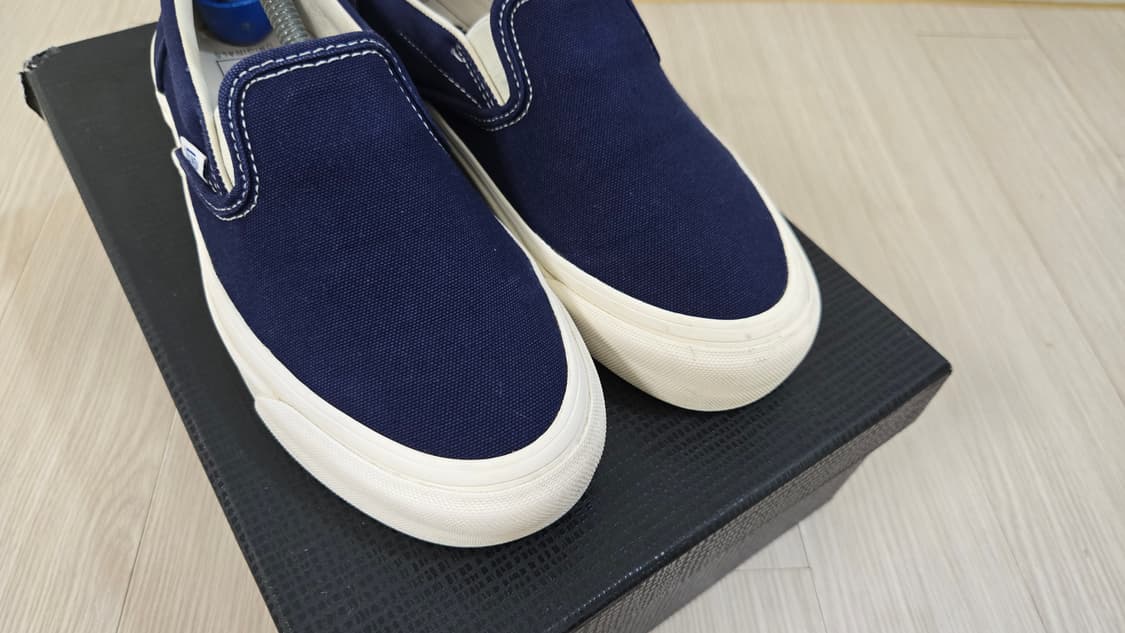 245 반스 볼트 OG 클래식 슬립온 네이비 상품이미지5