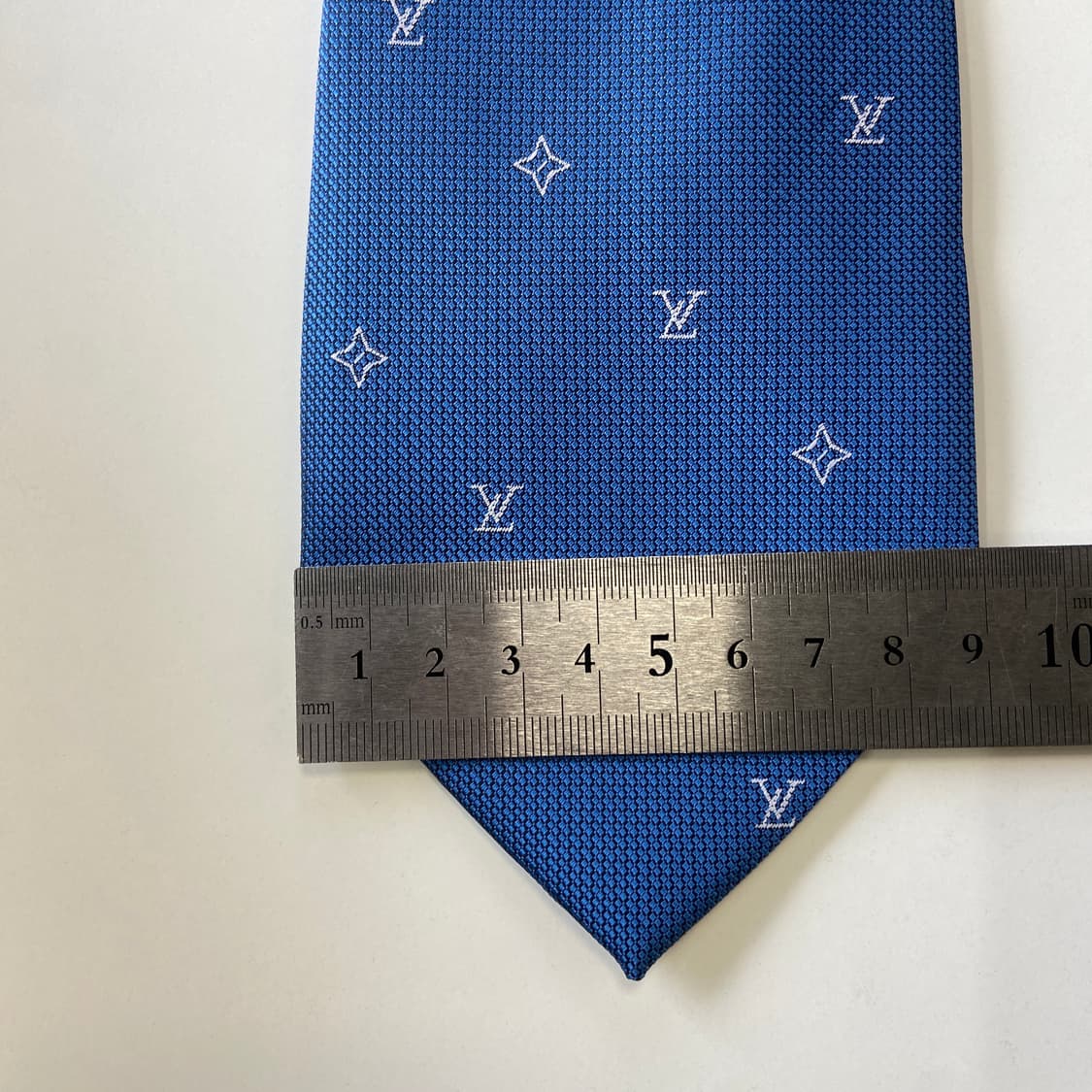 루이비통 (LOUIS VUITTON) 모노그램 명품 정품 넥타이 상품이미지8