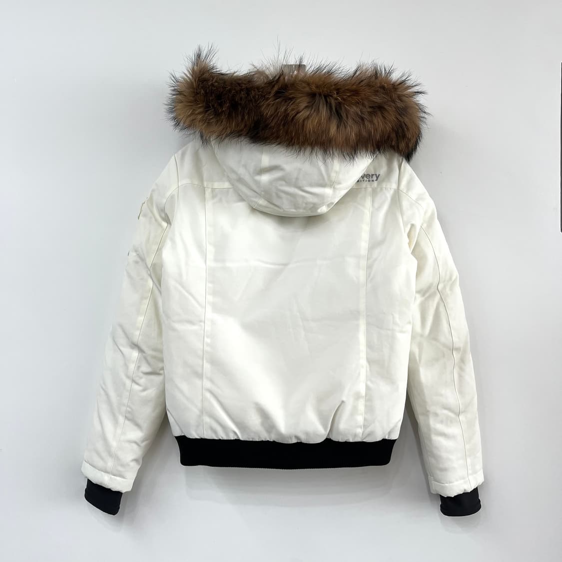 디스커버리 익스페디션 밀포드 구스다운 화이트 숏패딩 상품이미지3