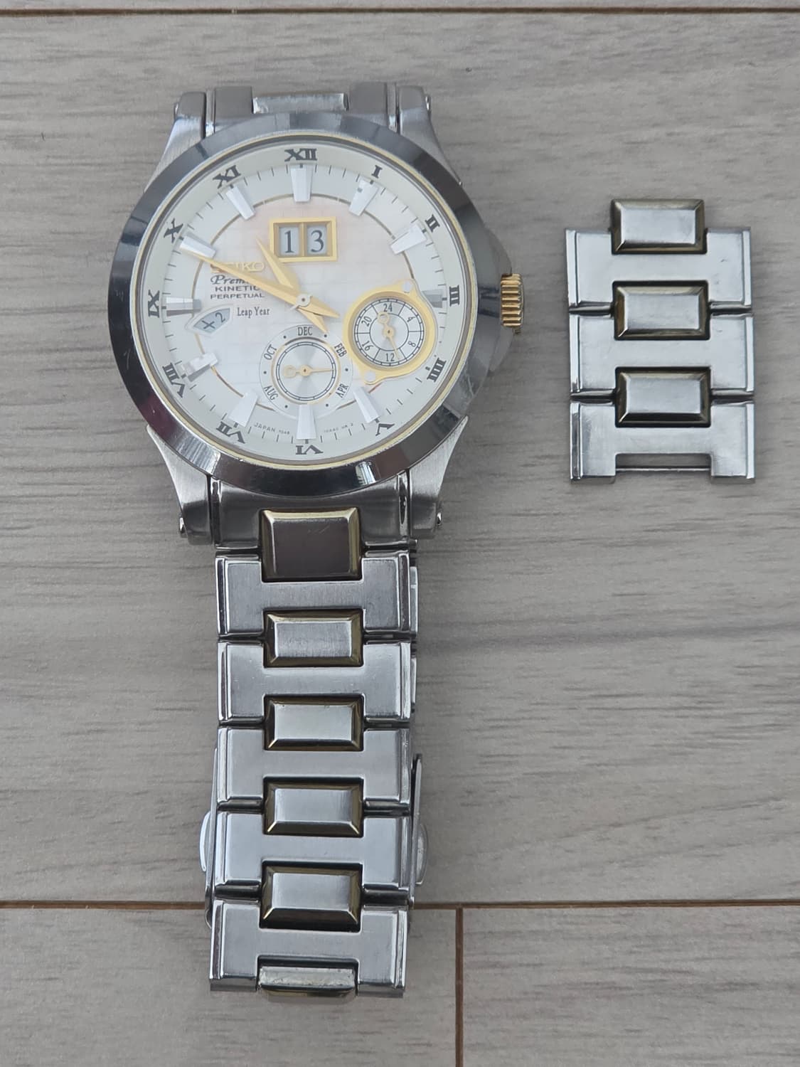 세이코 프리미어 SNP001J 스누피001 키네틱릴레이 시계 상품이미지1