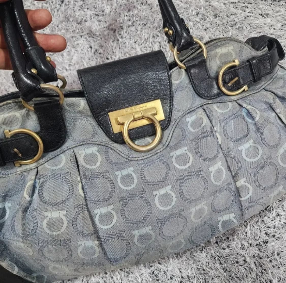 페라가모 간치니 숄더백 상품이미지3