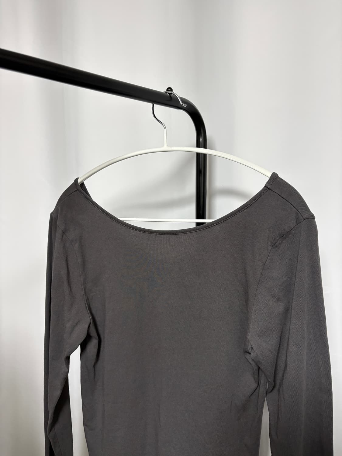 브이넥 티셔츠 상품이미지4