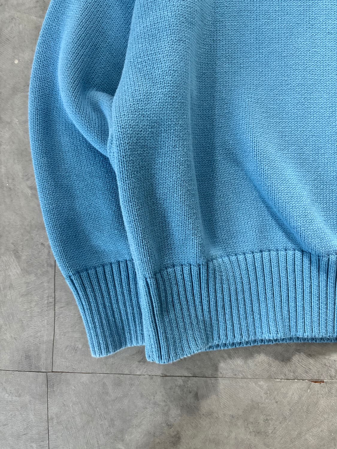 AMI 아미 빅 하트 로고 블루 자수 코튼 스웨터 상품이미지7