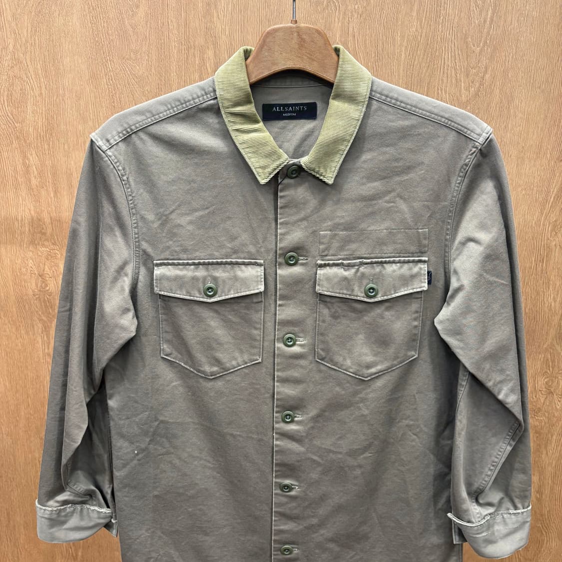 올세인츠 클래식 코튼 워크 셔츠 자켓 코듀로이 카라 디테일 카키 베이지 상품이미지4