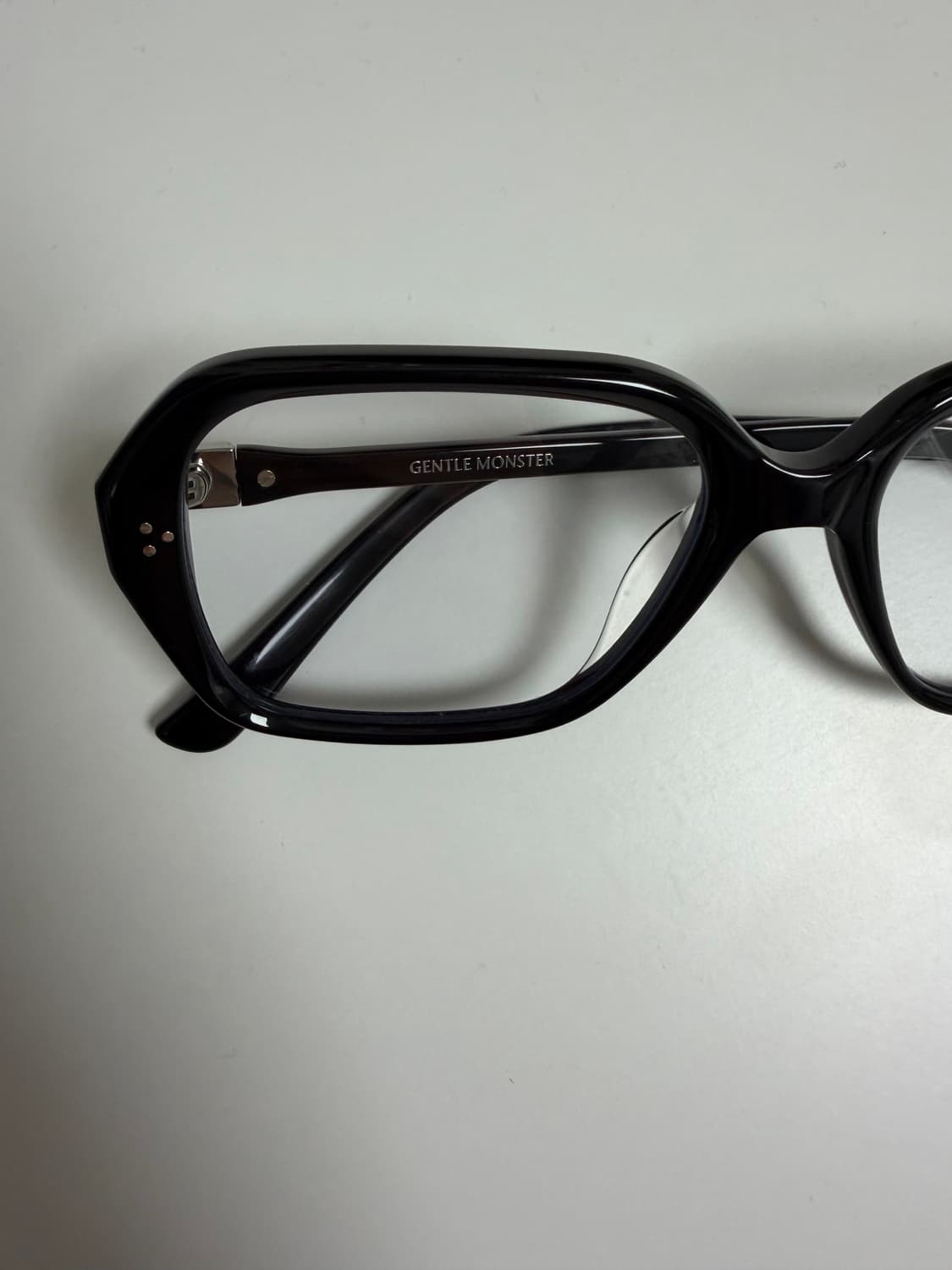 젠틀몬스터 BECA 상품이미지5