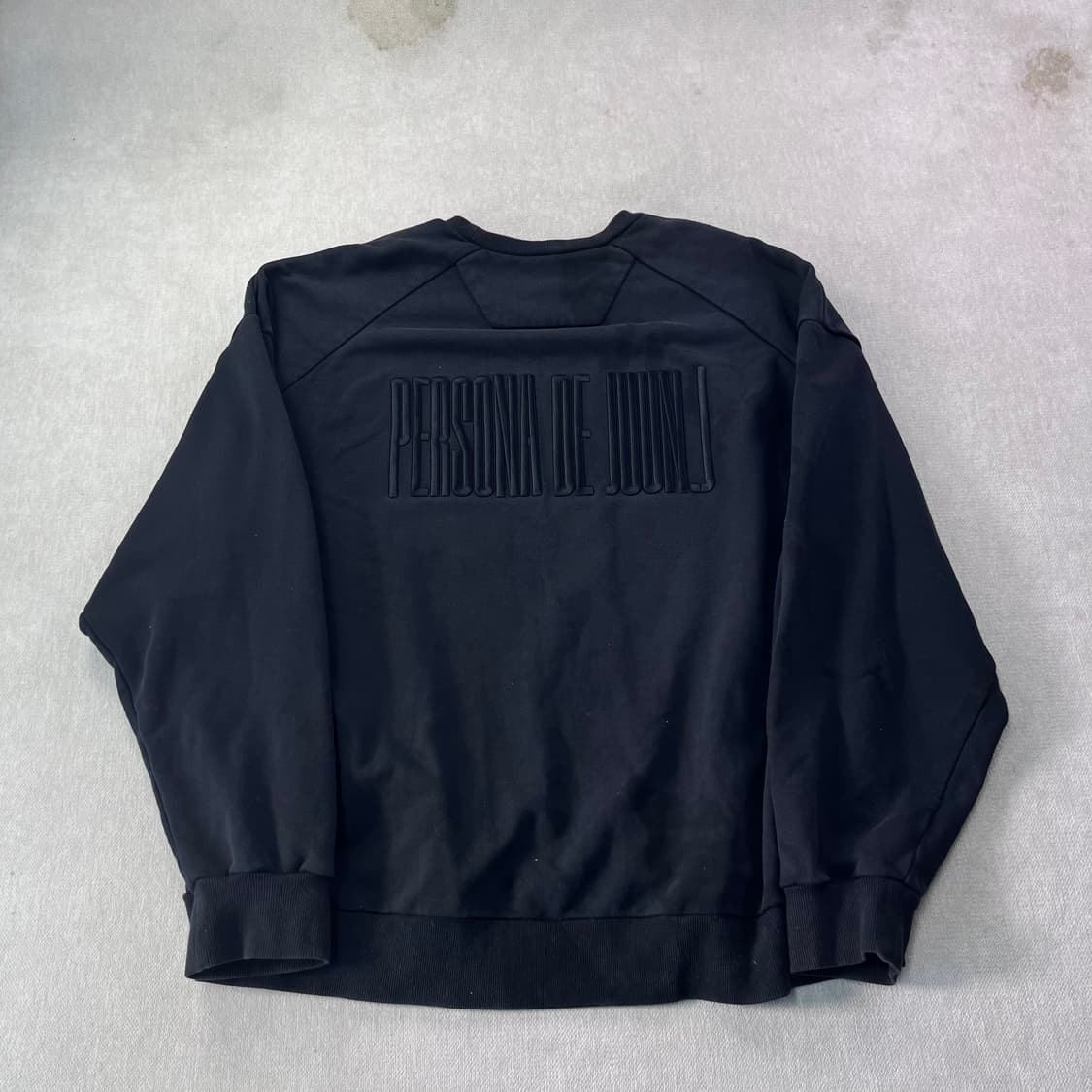 105 준지 21SS 자수 레터링 맨투맨 상품이미지1