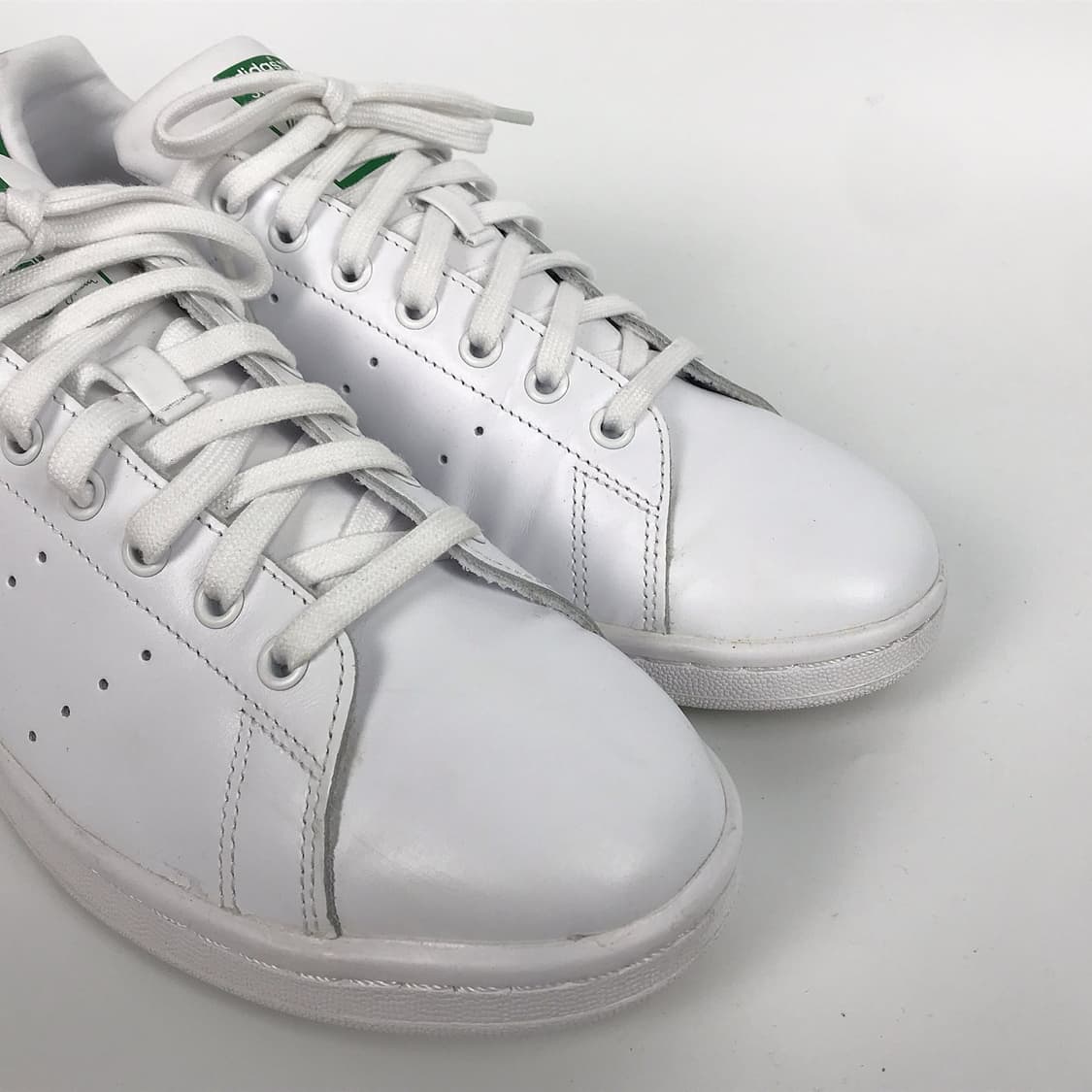 아디다스 스탠스미스 흰/초 스니커즈 신발 남성290 상품이미지3