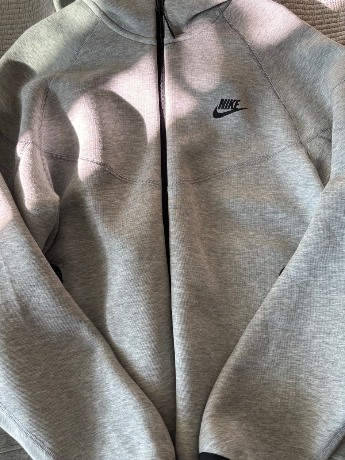 나이키 테크팩 화이트  상품이미지1