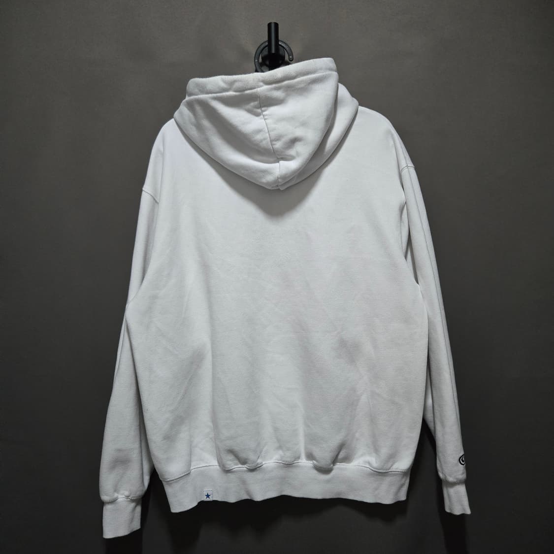 CAVISH DESIGN SELLER 파워 엔진 후드티 화이트 상품이미지4