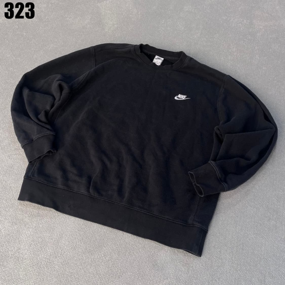 나이키 블랙 맨투맨  상품이미지1