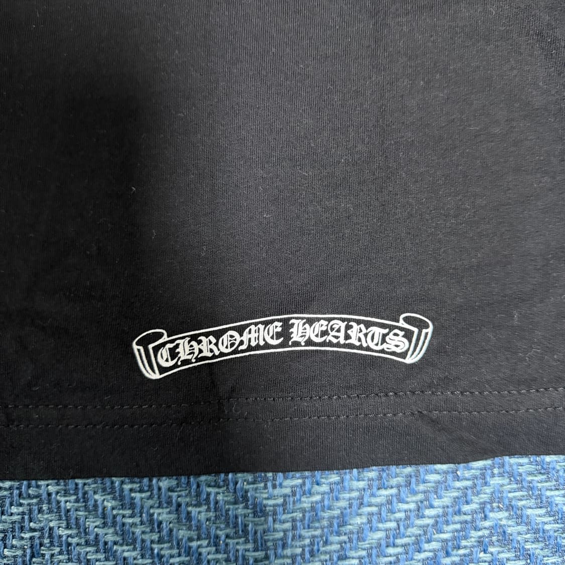 [XS]크롬하츠 넥 스크립트 로고 티셔츠 블랙 상품이미지5