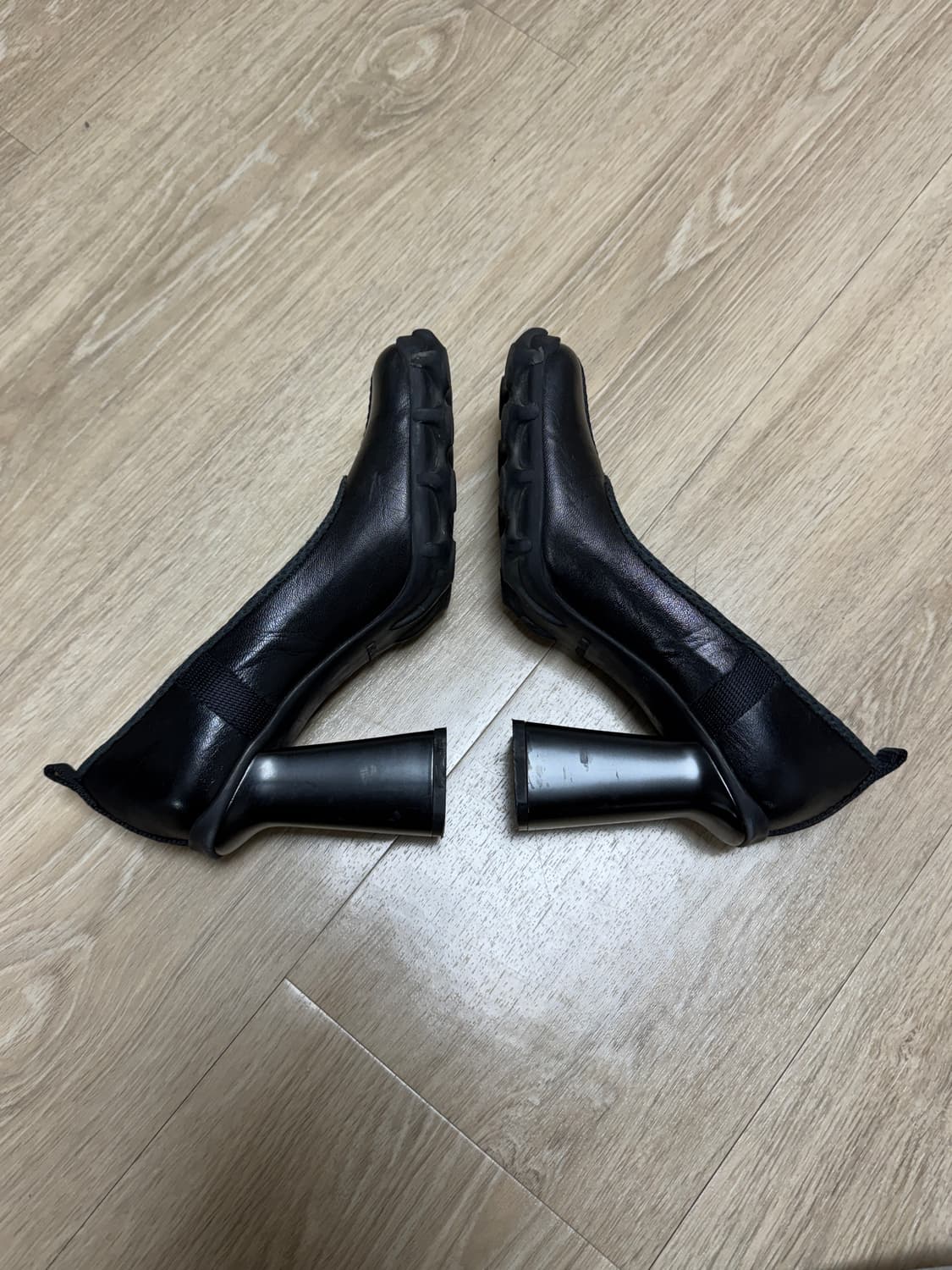 Miu Miu FW 1999 미우미우 버블솔 블랙 레더 힐 상품이미지5