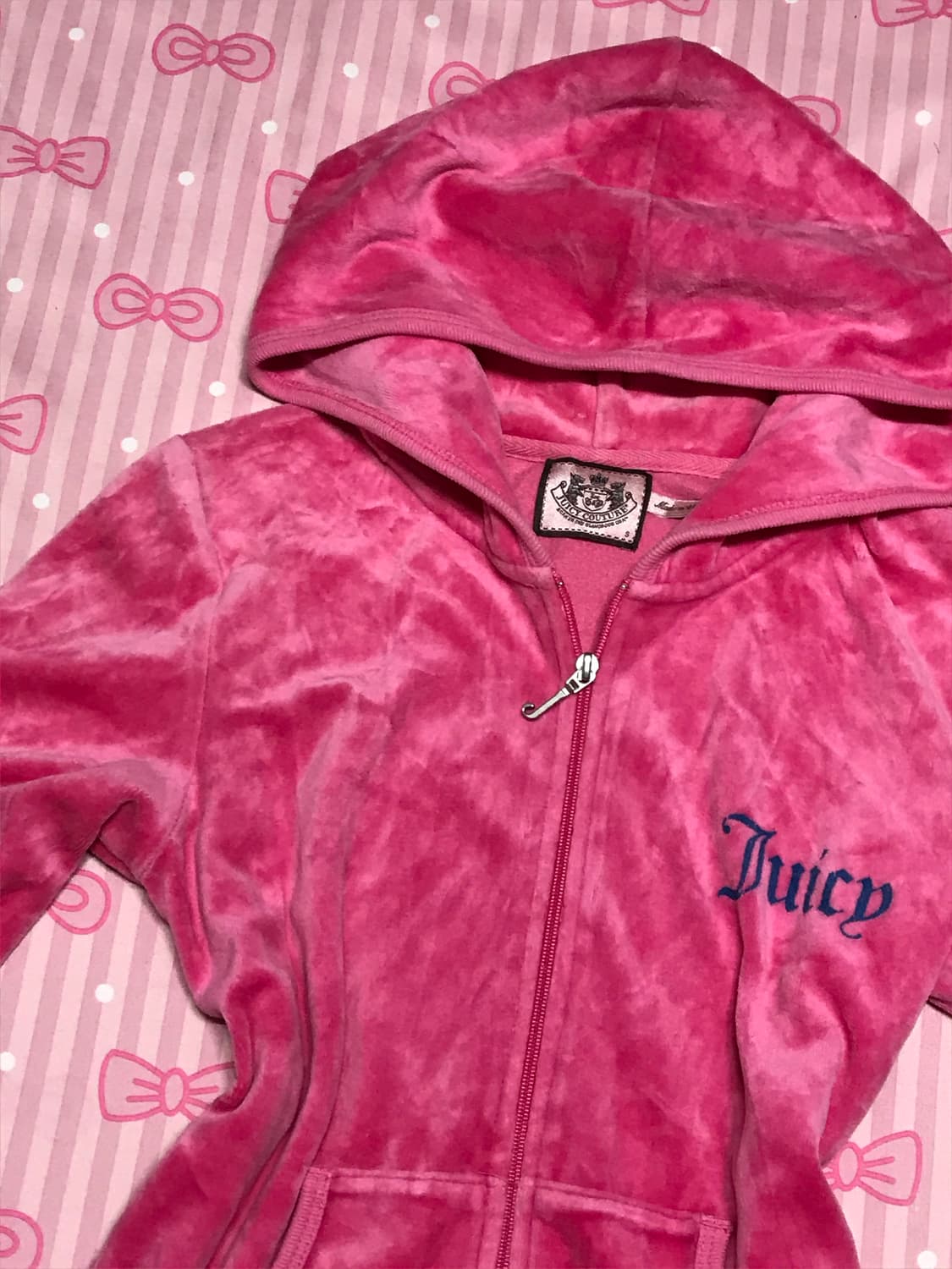 쥬시꾸뛰르 핫핑크 벨벳 후드집업 상품이미지3