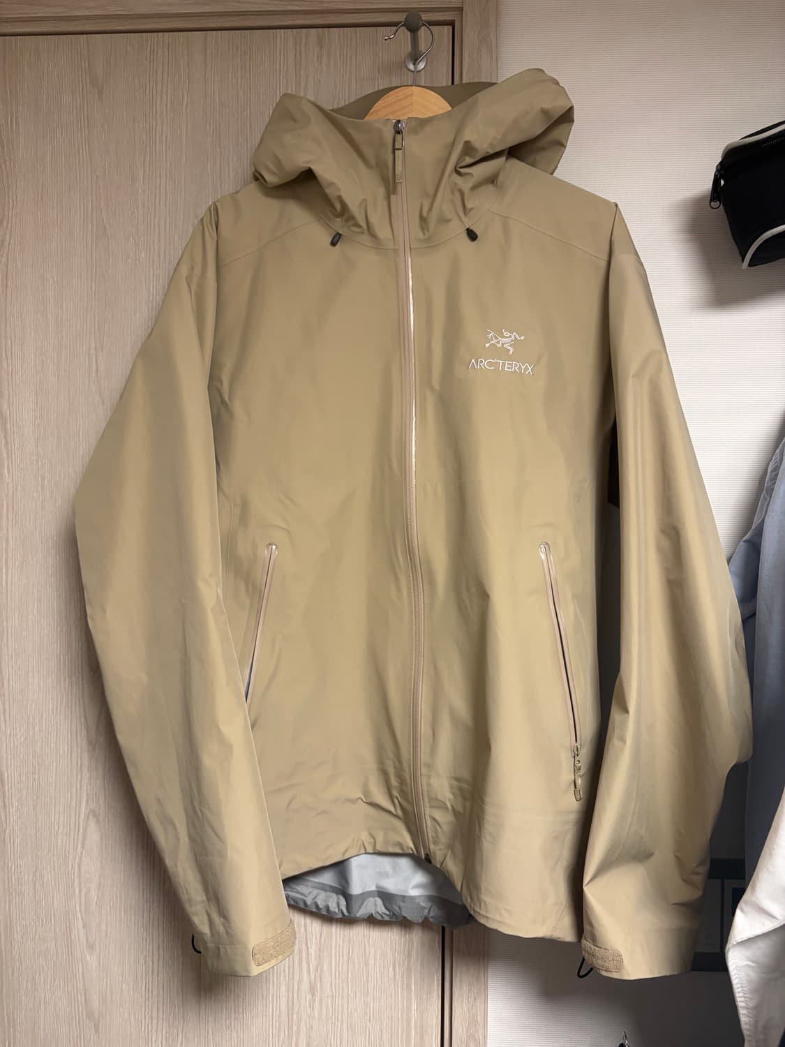 [XL] 23FW 아크테릭스 베타 LT 자켓 스모크 블러프 상품이미지1