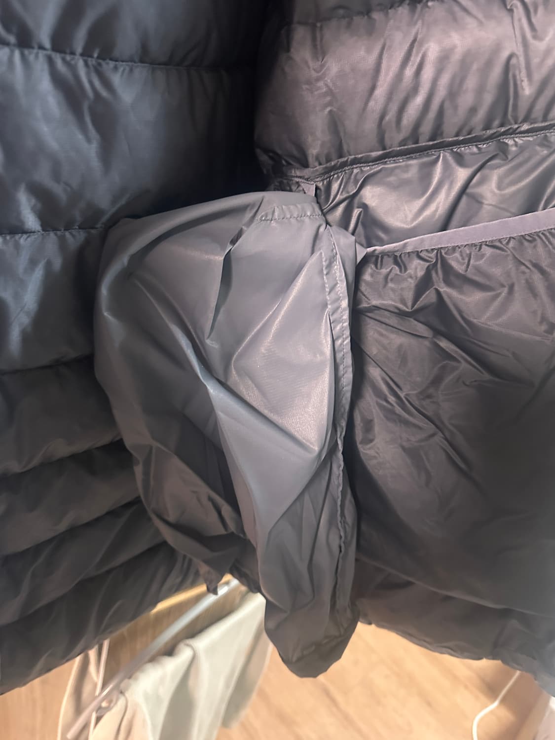 FW24 아크테릭스 토륨 스트라터스 상품이미지3