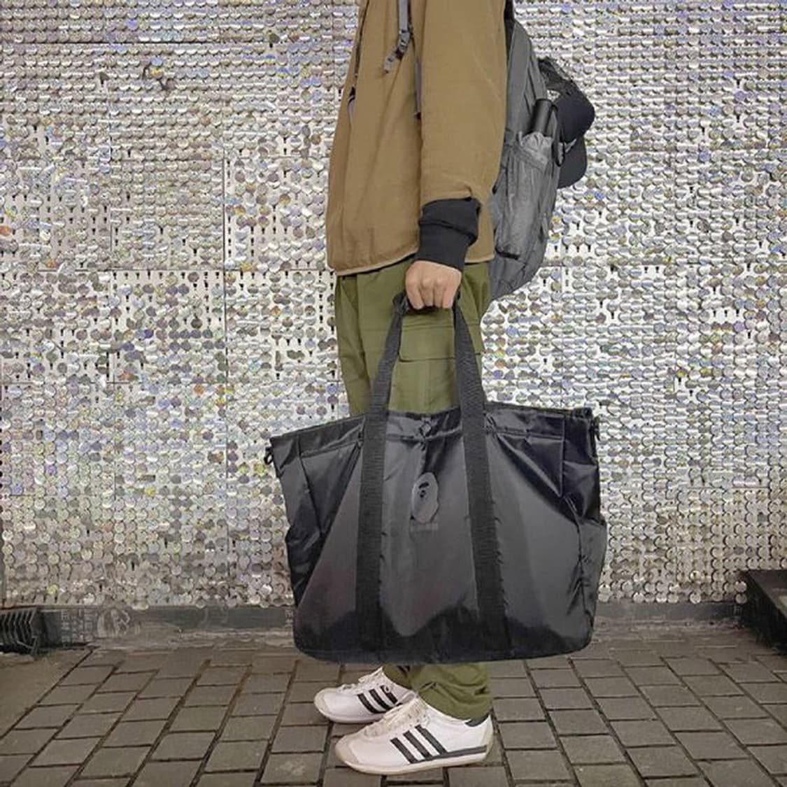 (수수료판매자부담)베이프 잡지부록 빅사이즈 크로스백 가방 상품이미지3