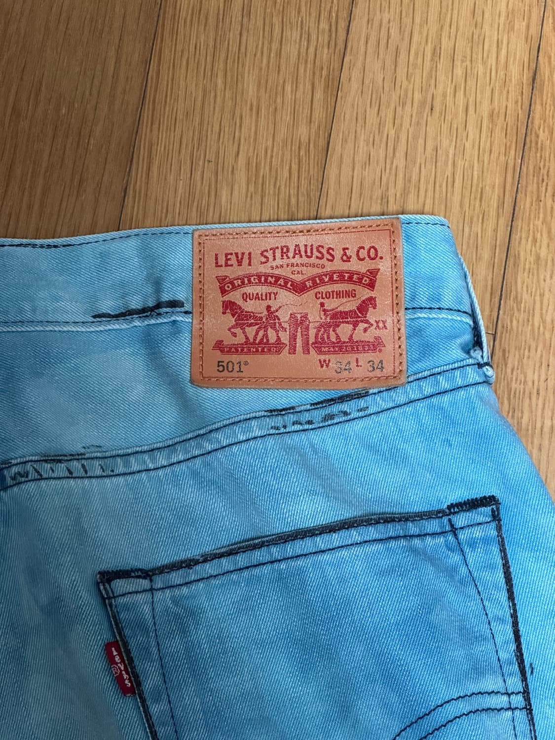 [34]리바이스 501 락스물 커스텀 팝니다 상품이미지3