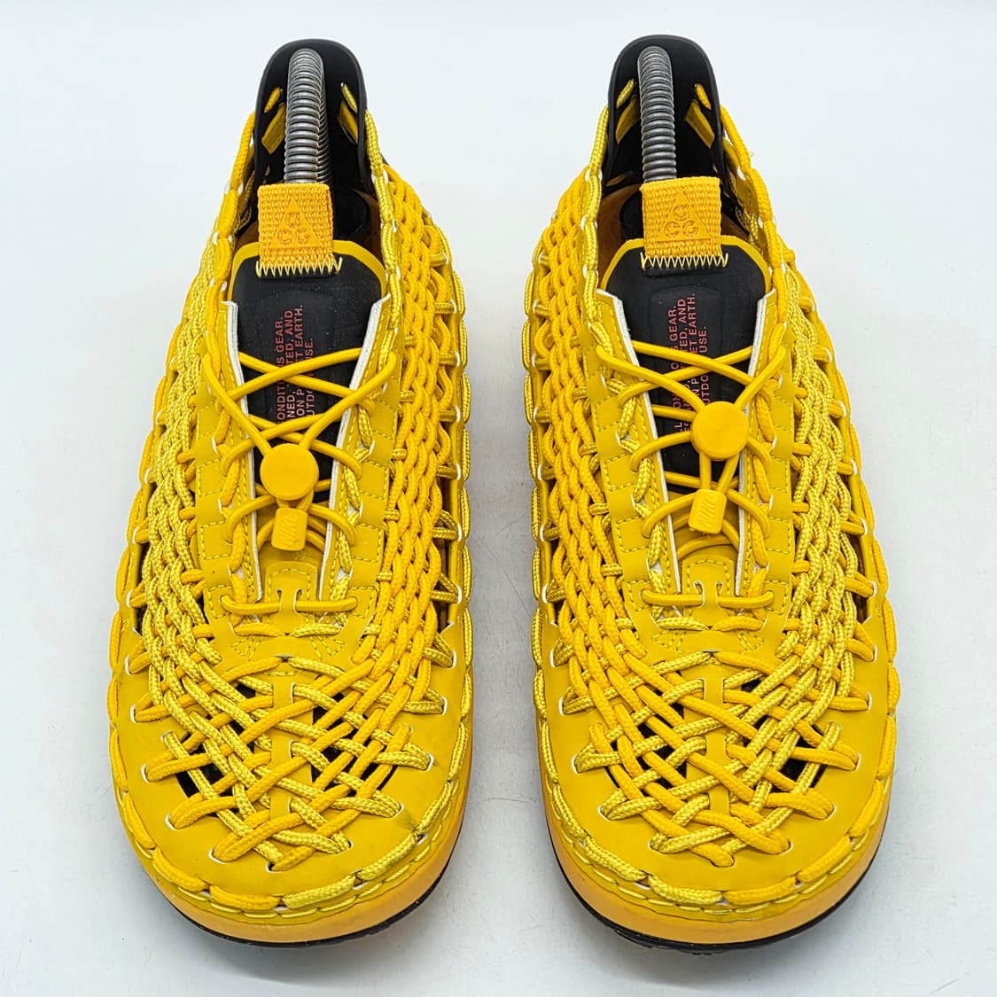 나이키 ACG 워터캣+ 비비드 설퍼 (250) 상품이미지4