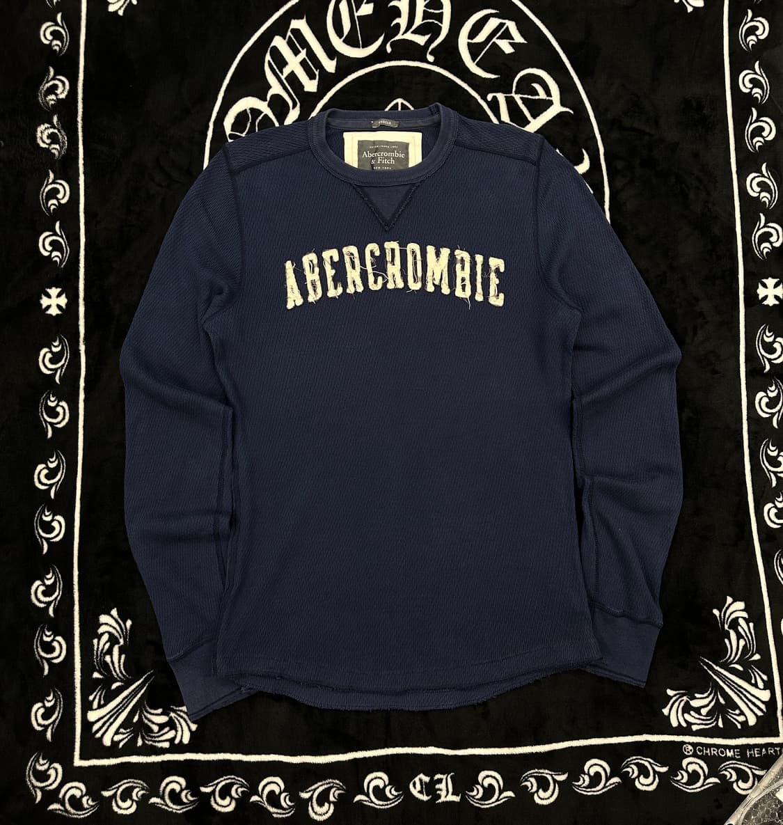 아베크롬비 커팅 y2k 아플리케 롱슬리브 navy 상품이미지1