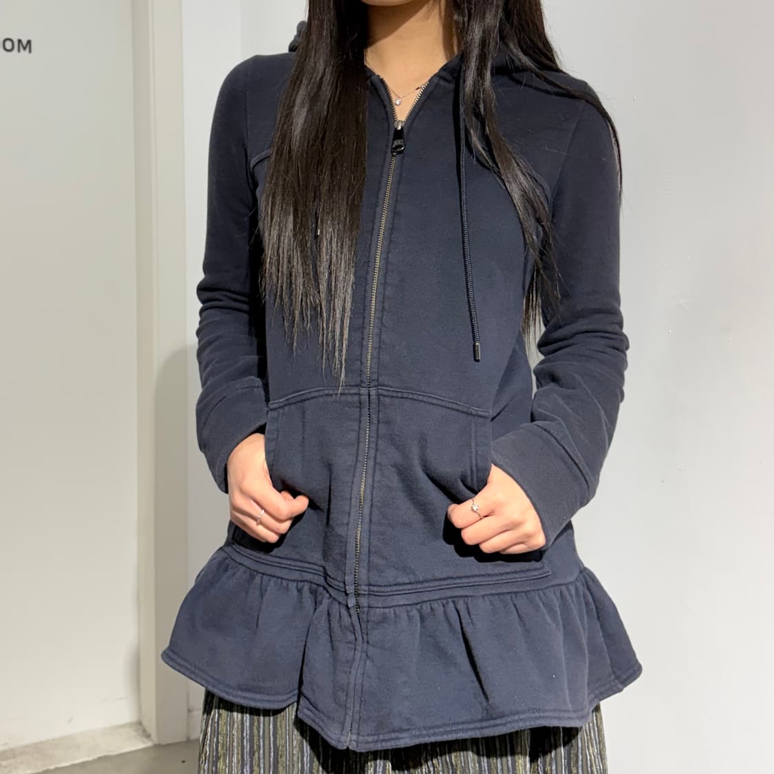 버버리 프릴 레이어드 원피스 후드집업 상품이미지1