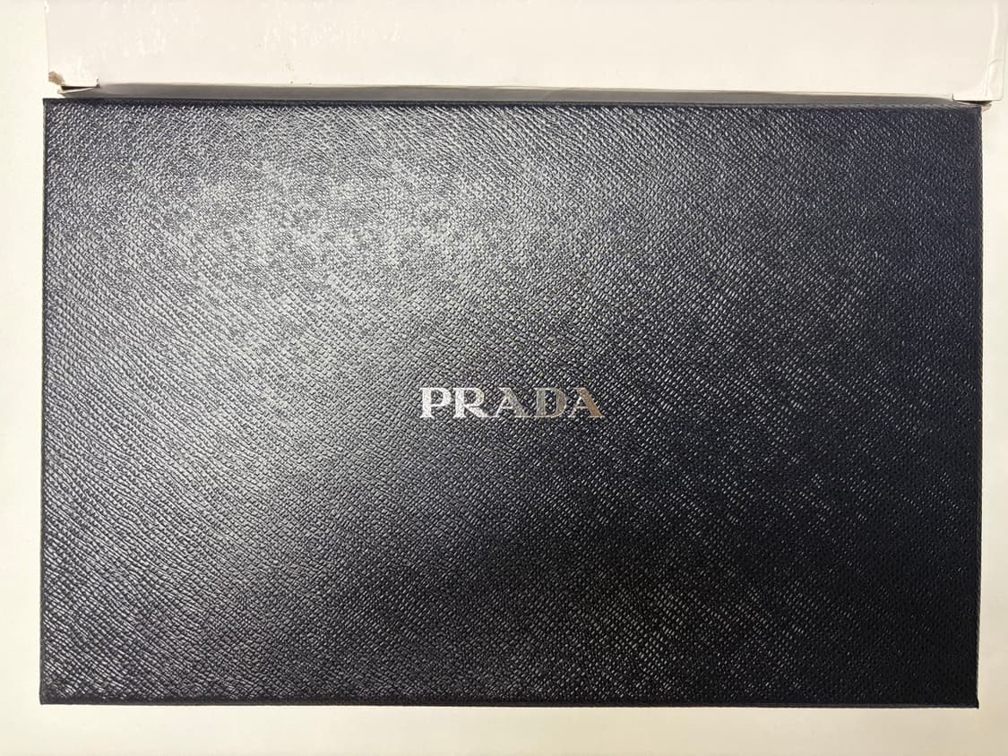 프라다 사피아노 클러치 블랙 새제품 남녀공용 상품이미지4