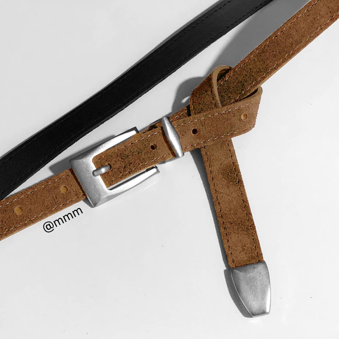 [Unisex]스퀘어 스웨이드 벨트 카멜 상품이미지1