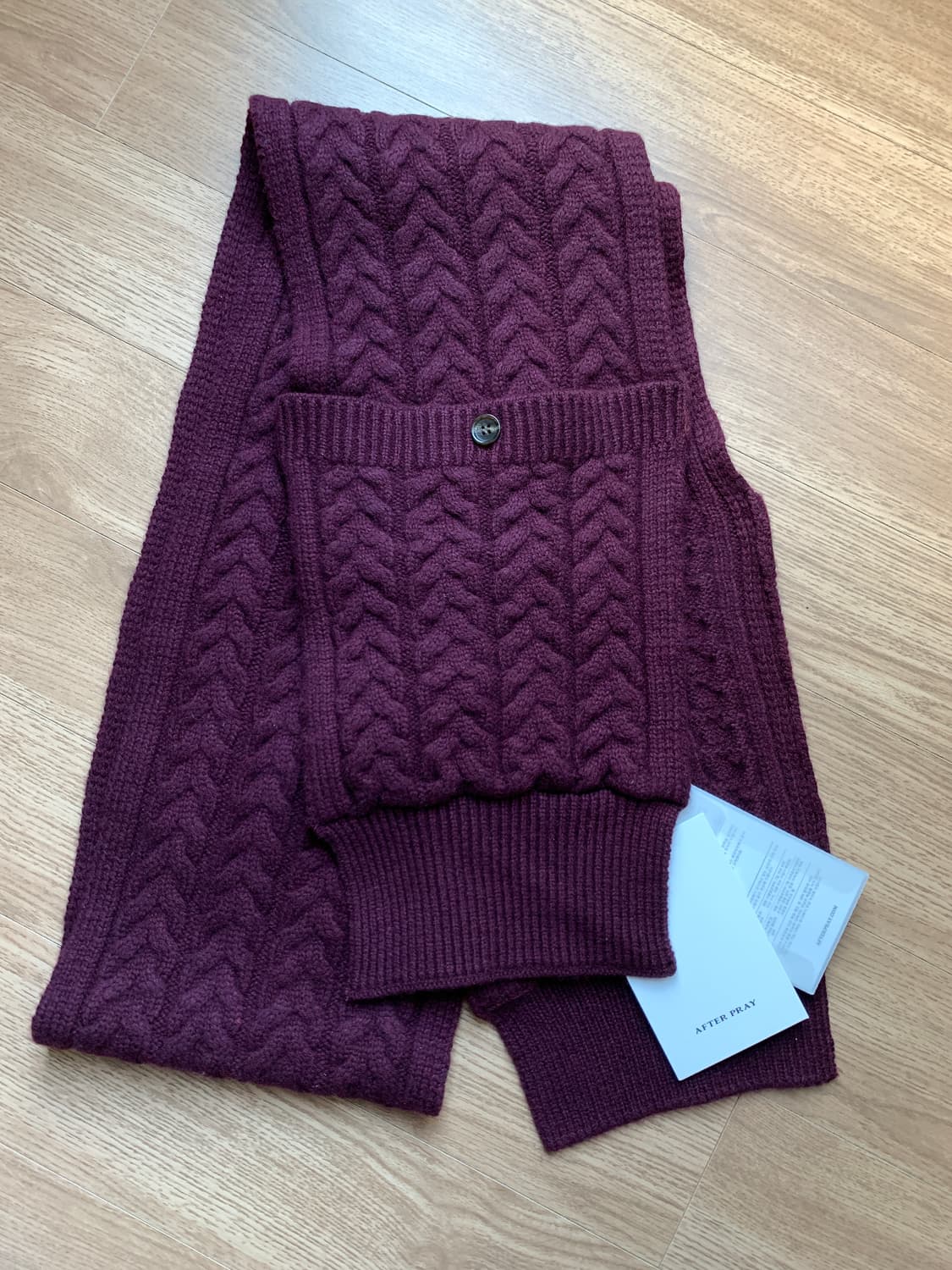 (새상품) 애프터프레이 럭스 케이블 니트 포켓 머플러 버건디 상품이미지3