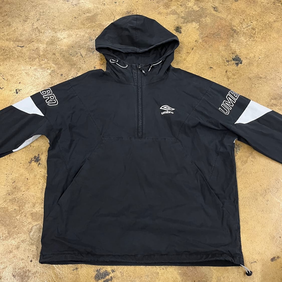 [정품/L] 엄브로 후드 하프집업 바람막이 블랙 b19 상품이미지3