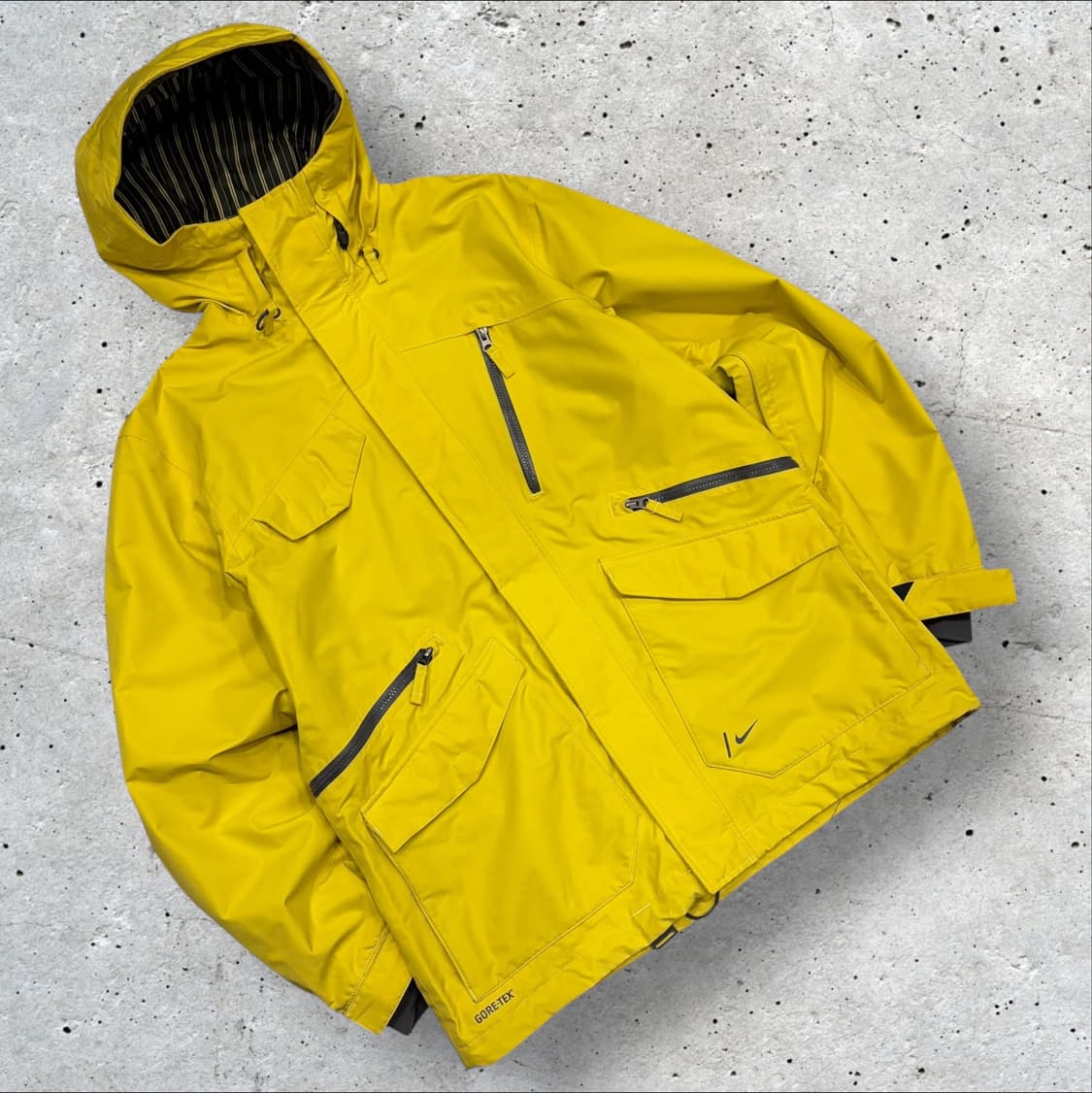 [L] 10s 나이키 고어텍스 스케이트보딩 옐로우 바람막이 자켓 C528 상품이미지1