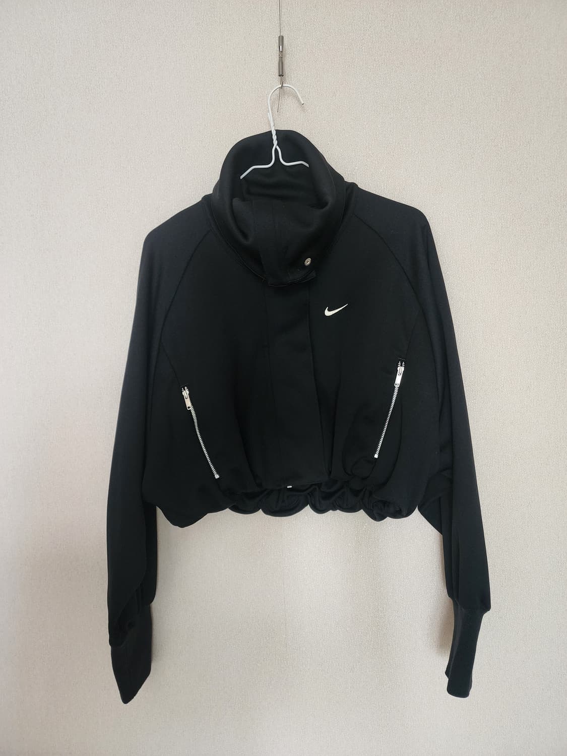 나이키 블랙 크롭 집업 상품이미지1