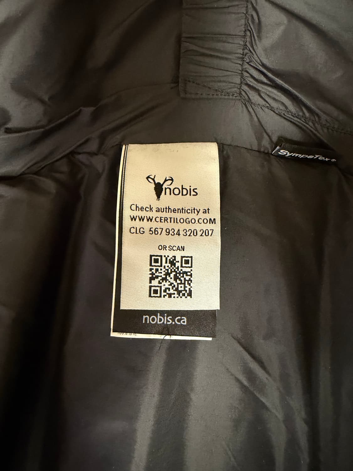 노비스 쉘비 블랙 XS 사이즈 판매합니다. 상품이미지5