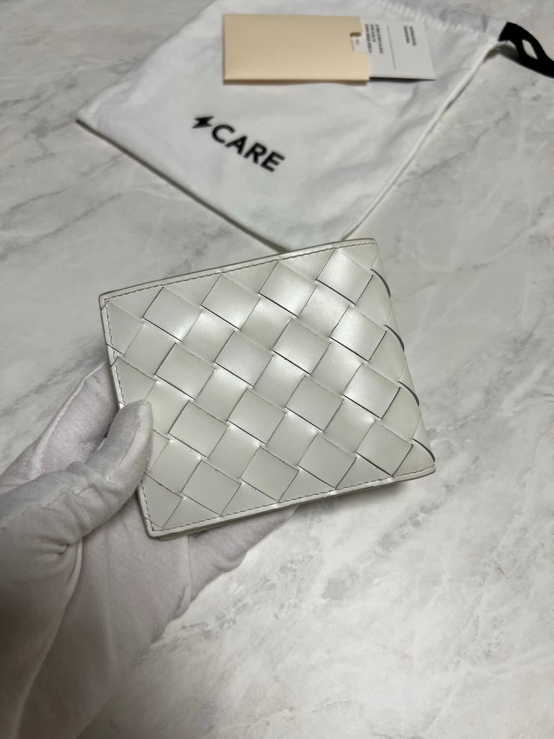 보테가베네타 인트레치아토 반지갑 상품이미지2