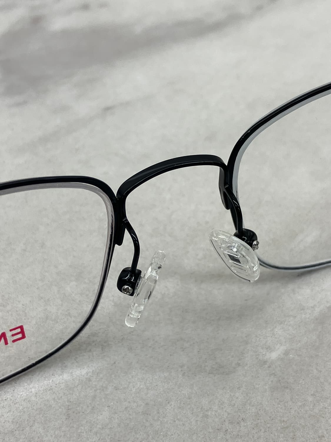 엔프라니 ENPRANI 블랙 스퀘어 역산각 메탈테 안경 상품이미지4