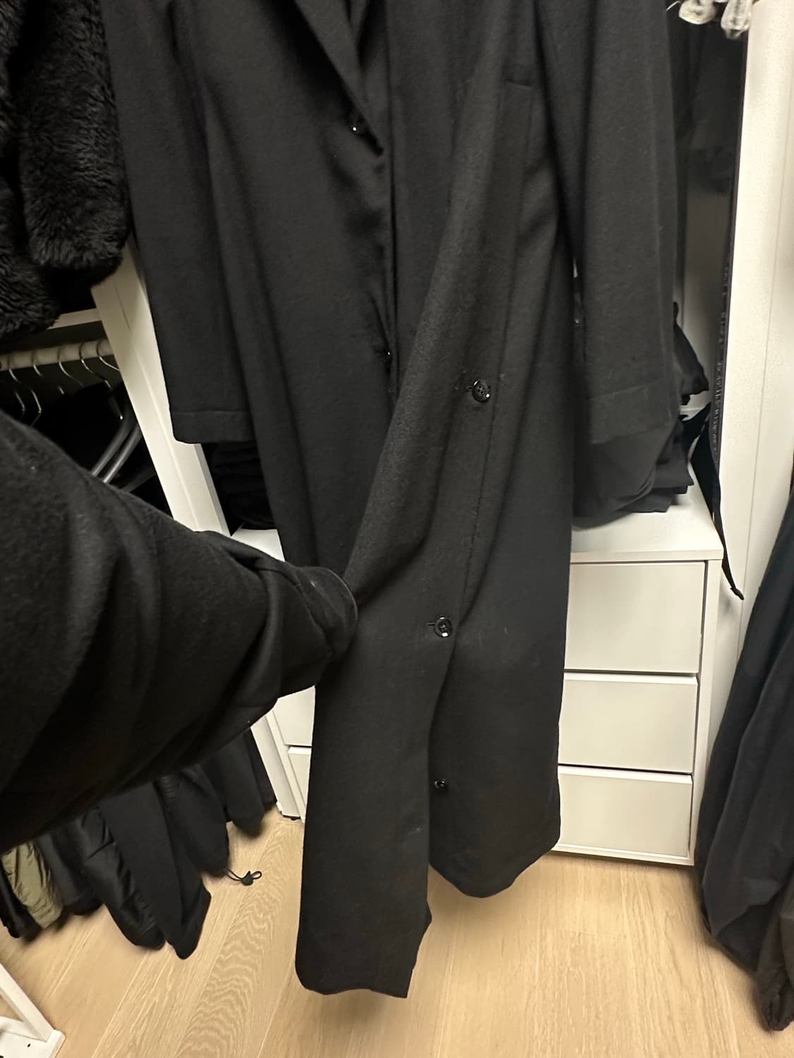 르메르 블랙 롱코트 판매합니다 상품이미지6