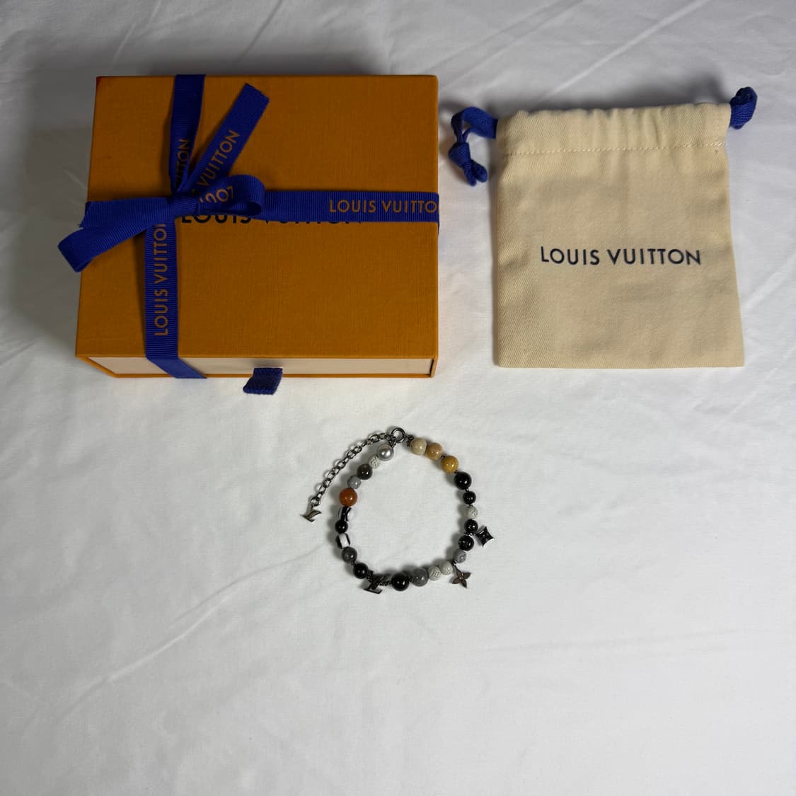 루이비통 LV 스톤 펄 모노그램 비즈 브레이슬릿 팔찌 상품이미지8