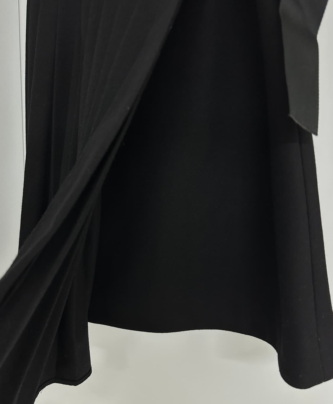 [COS 코스] 여성 벨트 플리츠 스커트 상품이미지4