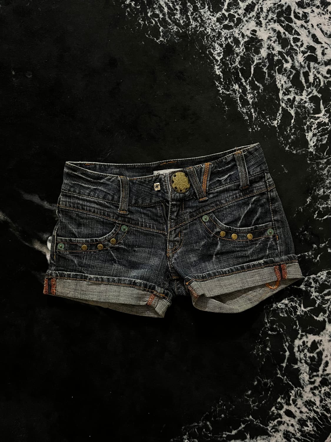 y2k로우라이즈 숏팬츠 상품이미지2