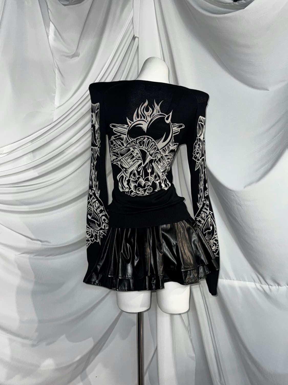 화이트 스크레치 레더 데일리펑크 코디세트  상품이미지5