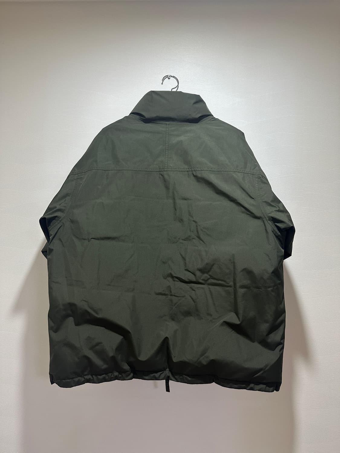 [L] 나나미카 고어텍스 숏 다운자켓 카키그린 상품이미지5