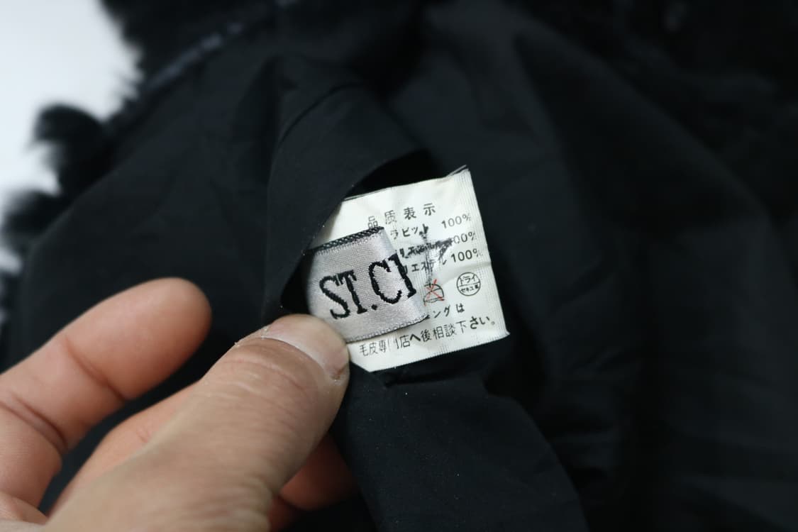 ST.CT 빈티지 리얼 래빗 퍼 텍스처드 블랙 베스트 상품이미지10
