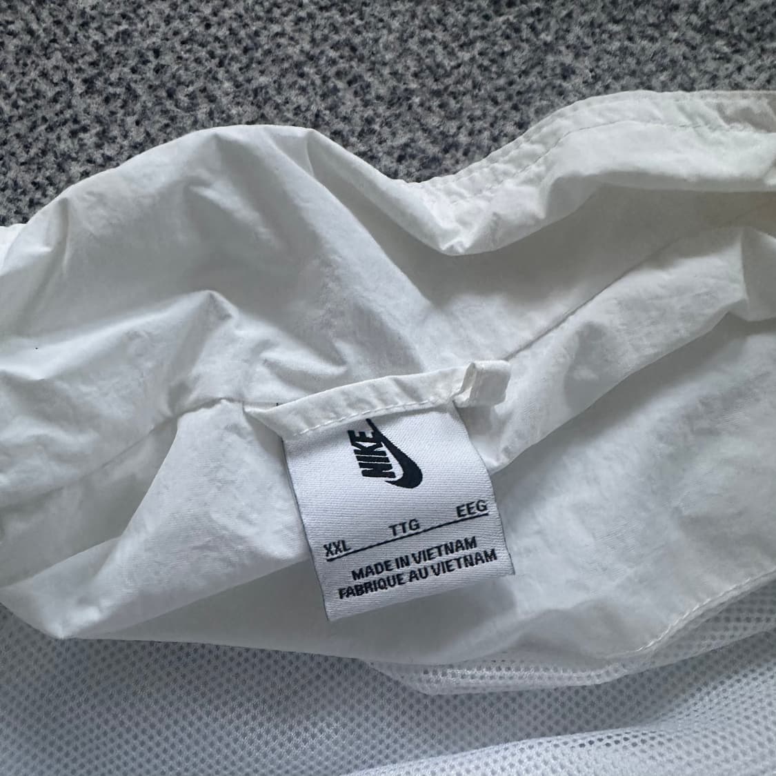 나이키 화이트 바람막이 자켓 상품이미지4